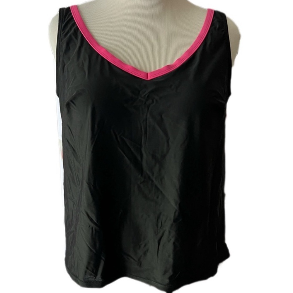 NWT Blair swim top size 16W Soft cup bra black pink Bathing suit plus size shirt